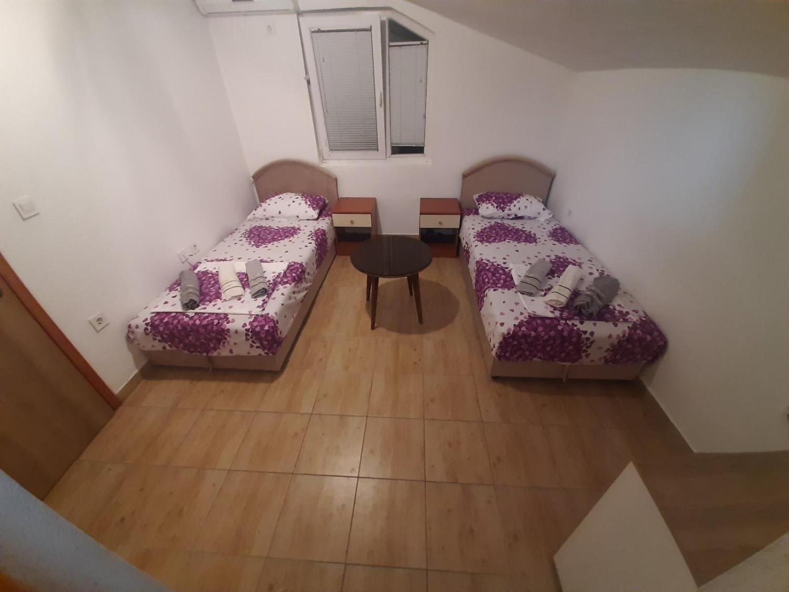 Apartment Dejan Lastva Budva