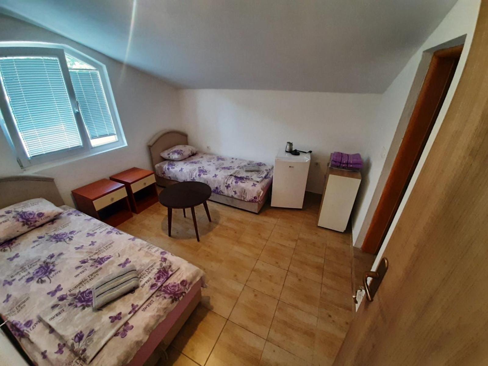 Dejan Lastva Apartment