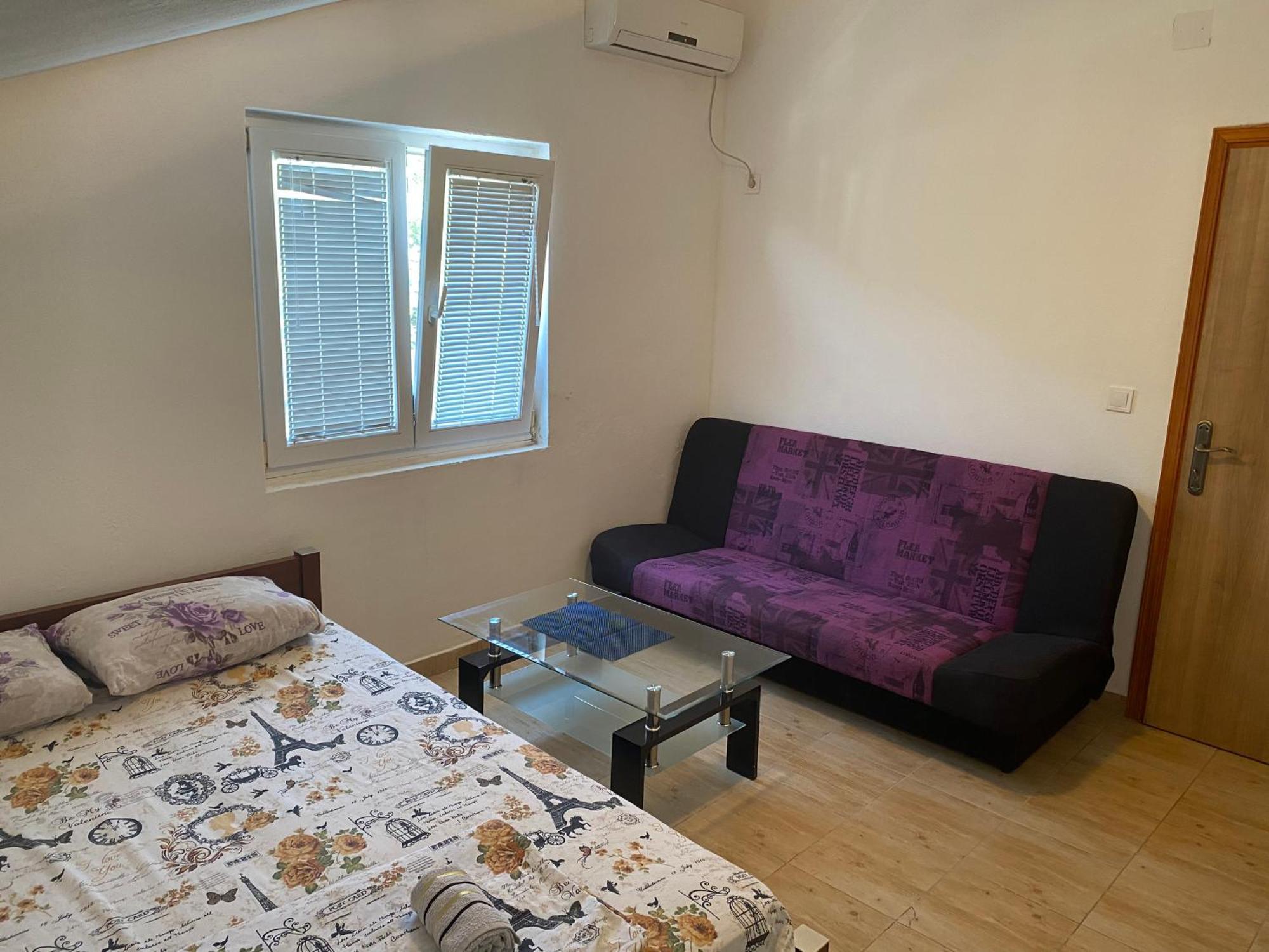 Apartment Dejan Lastva Budva