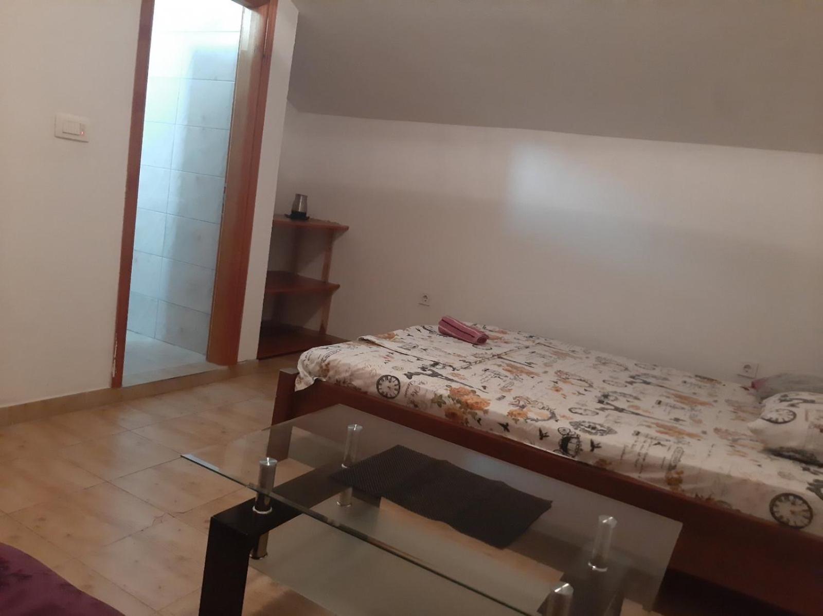 Dejan Lastva Apartment Budva