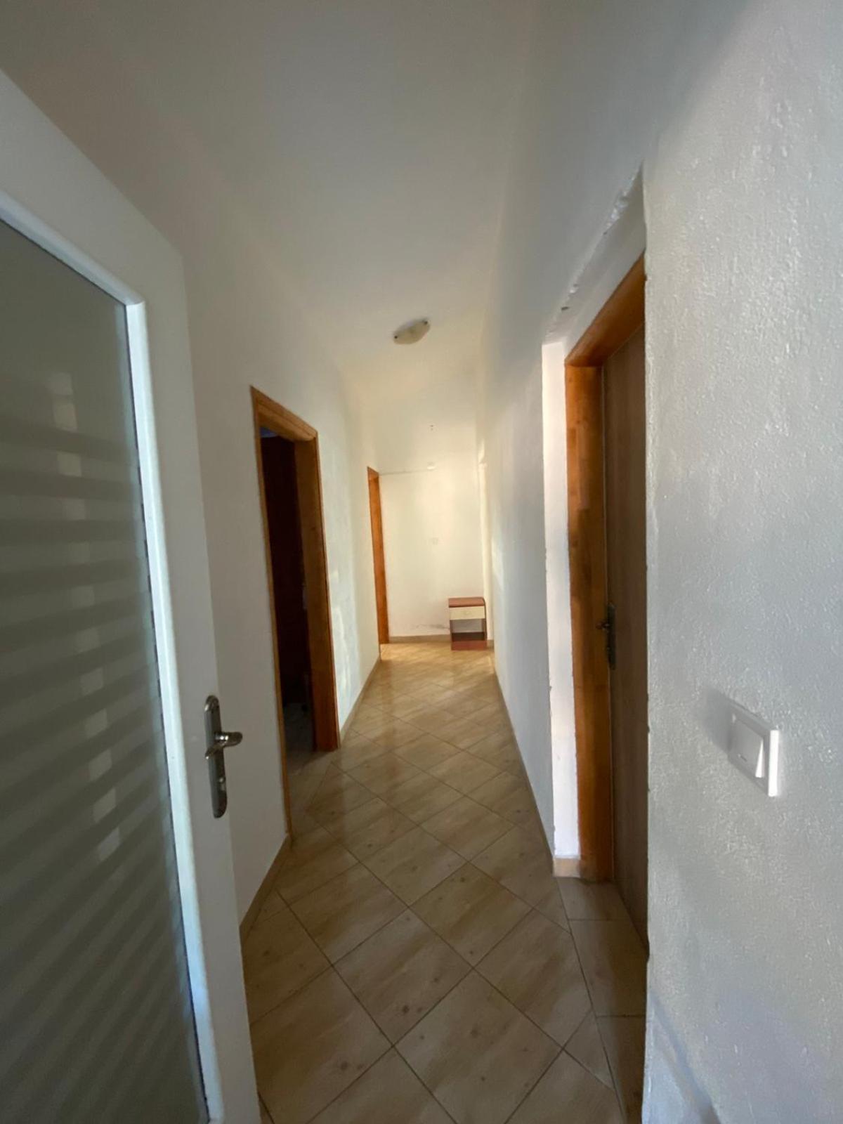 Apartment Dejan Lastva *